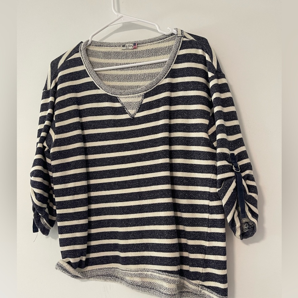 Kut from the kloth- small sweater